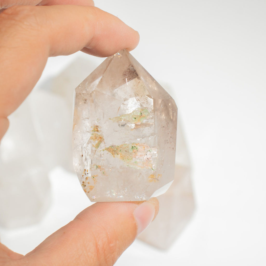 Gemstone Points approx 6cm (0.5KG) - Clear Quartz (approx 8 pieces)